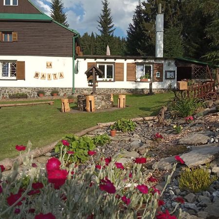 Penzion La Baita Branna Bagian luar foto